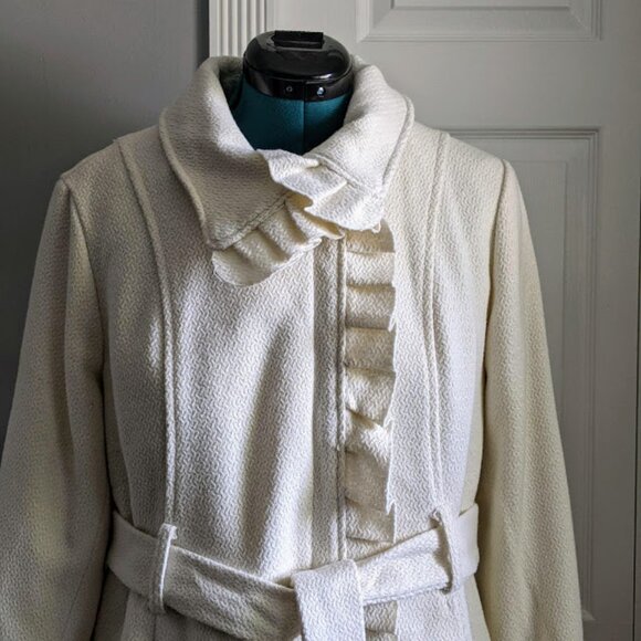 Ladies coat - Picture 2 of 10